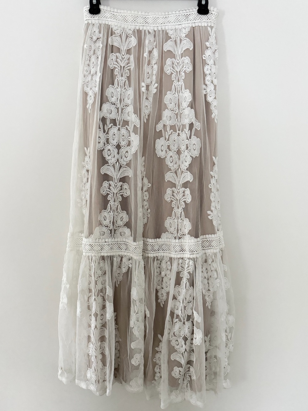 Altar'd State Sheer Lace Set Maxi Skirt + Top Sz M Senior Photos Date Night - Picture 3 of 5